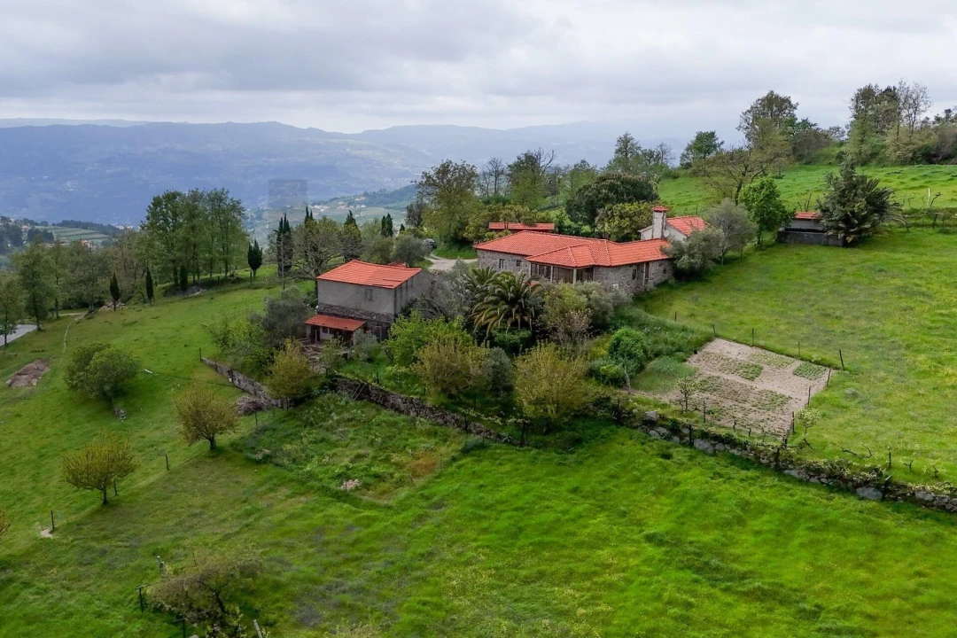 Quinta T4 para Venda em Felgueiras e Feirão Foto 2