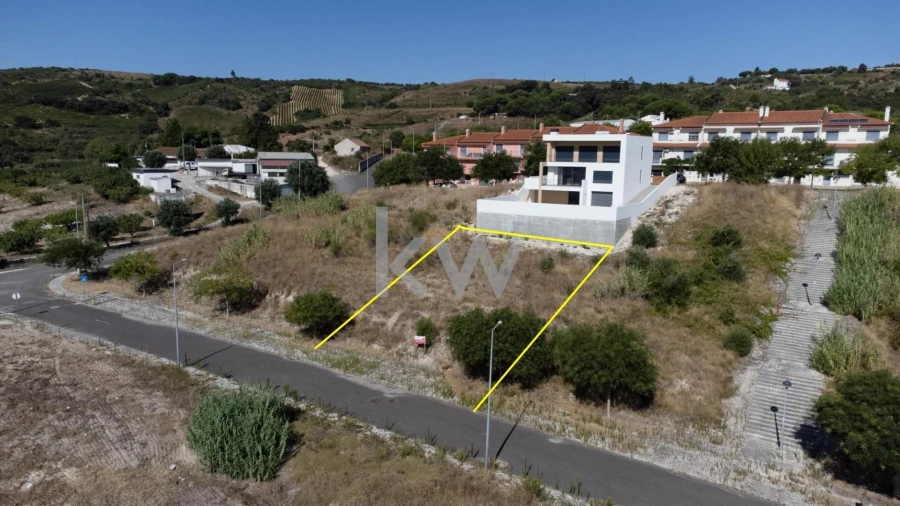 Terreno para Venda em Alenquer (Santo Estêvão e Triana) Foto 2