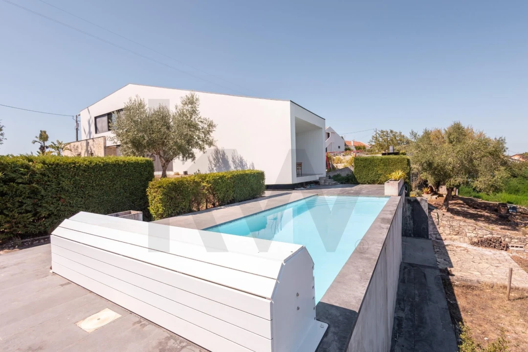 Moradia T4 para Venda em Atouguia Foto 2