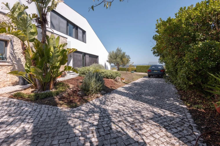 Moradia T4 para Venda em Atouguia Foto 64