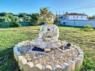 Moradia T3 para Venda em Santa Maria, São Pedro e Sobral da Lagoa