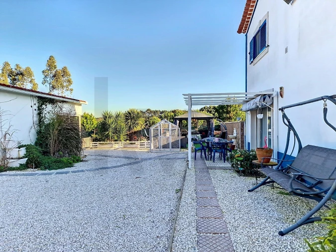 Moradia T3 para Venda em Santa Maria, São Pedro e Sobral da Lagoa Foto 58