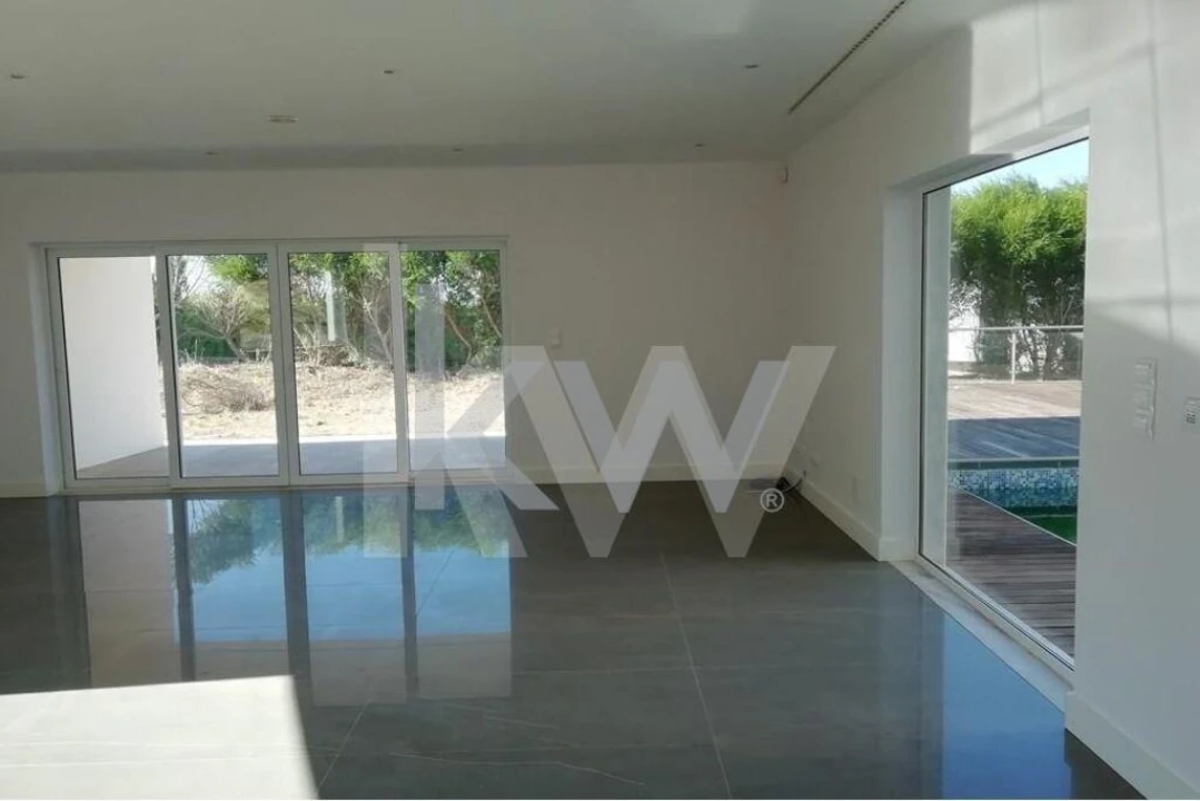 Moradia T4 para Venda em Queluz e Belas Foto 14