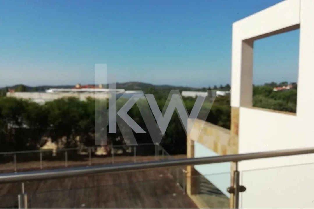 Moradia T4 para Venda em Queluz e Belas Foto 27