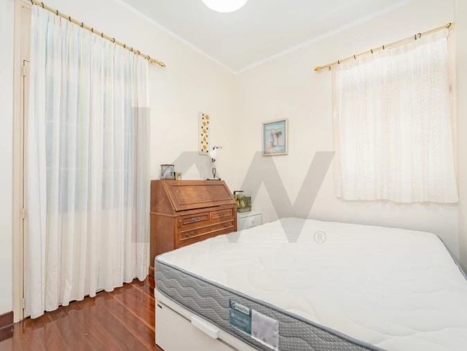 Moradia T4 para Venda em Funchal (Santa Maria Maior) Foto 18