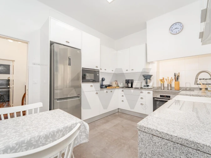 Moradia T4 para Venda em Funchal (Santa Maria Maior) Foto 20