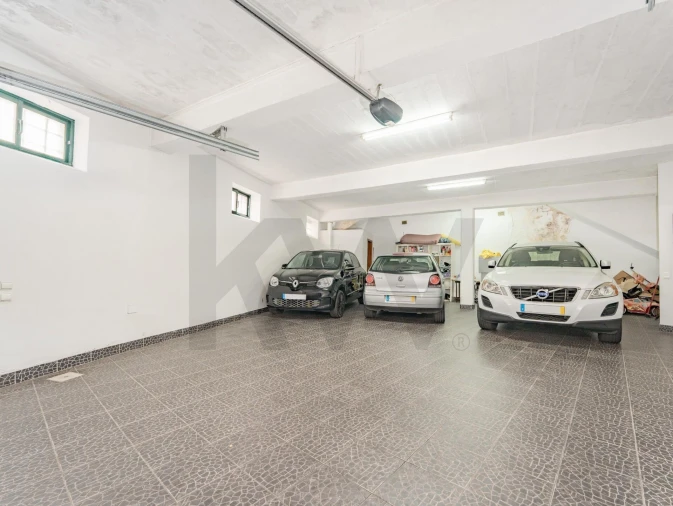 Moradia T4 para Venda em Funchal (Santa Maria Maior) Foto 24