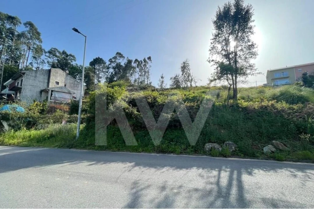 Terreno para Venda em Gulpilhares e Valadares Foto 1