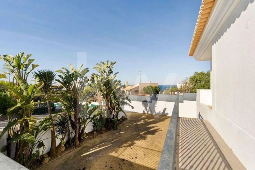 Moradia T5 para Venda em Colares Foto 40