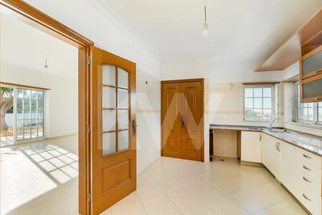 Moradia T5 para Venda em Colares Foto 10