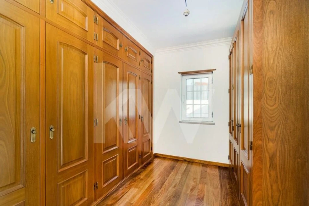 Moradia T5 para Venda em Colares Foto 26