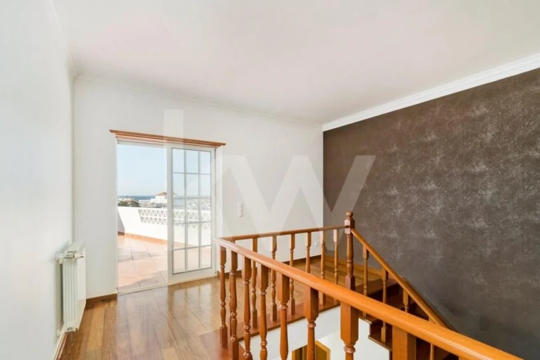 Moradia T5 para Venda em Colares Foto 17