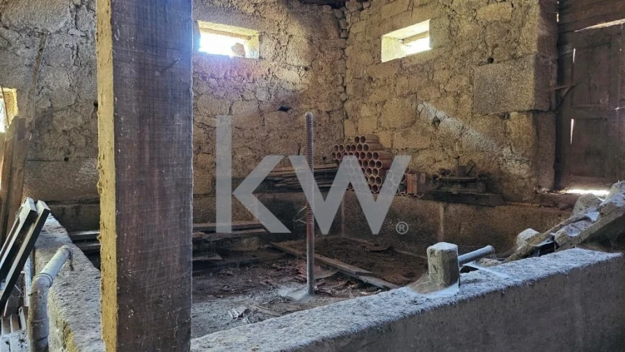 Quinta T8 para Venda em Santiago de Besteiros Foto 9