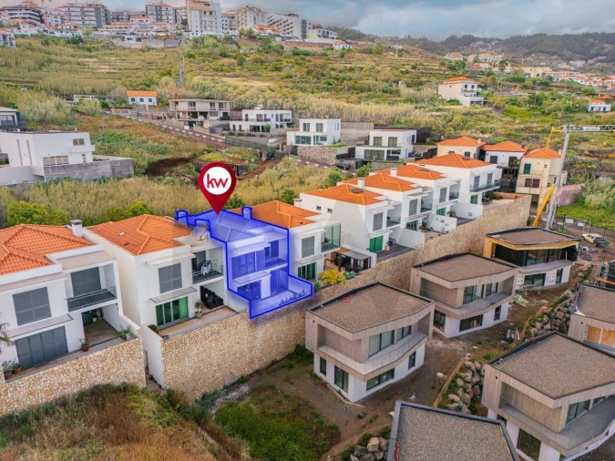 Moradia T3 para Venda em Caniço Foto 49