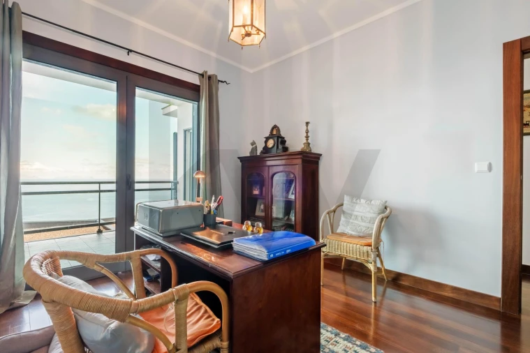 Moradia T3 para Venda em Caniço Foto 37