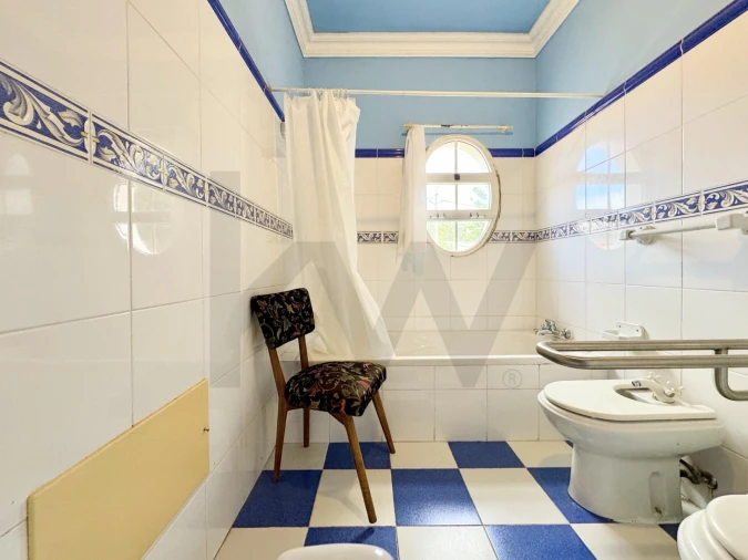 Moradia T4 para Venda em Prazeres Foto 18