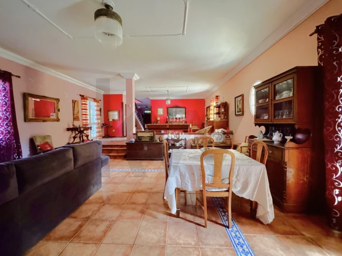 Moradia T4 para Venda em Prazeres Foto 23