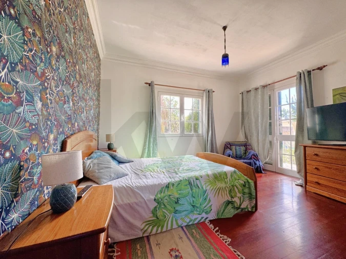 Moradia T4 para Venda em Prazeres Foto 5