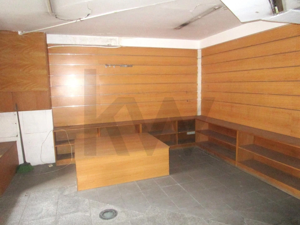 Loja para Venda em São João das Lampas e Terrugem Foto 7