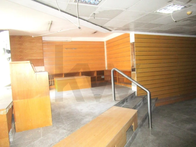 Loja para Venda em São João das Lampas e Terrugem Foto 8