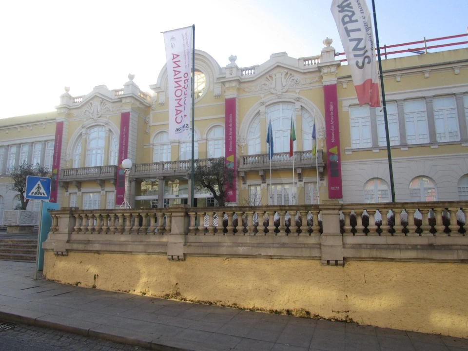 Loja para Venda em São João das Lampas e Terrugem Foto 2
