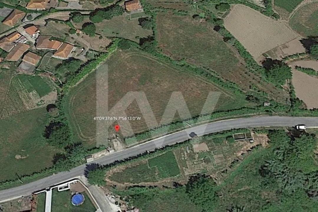 Terreno para Venda em Gestaço Foto 4