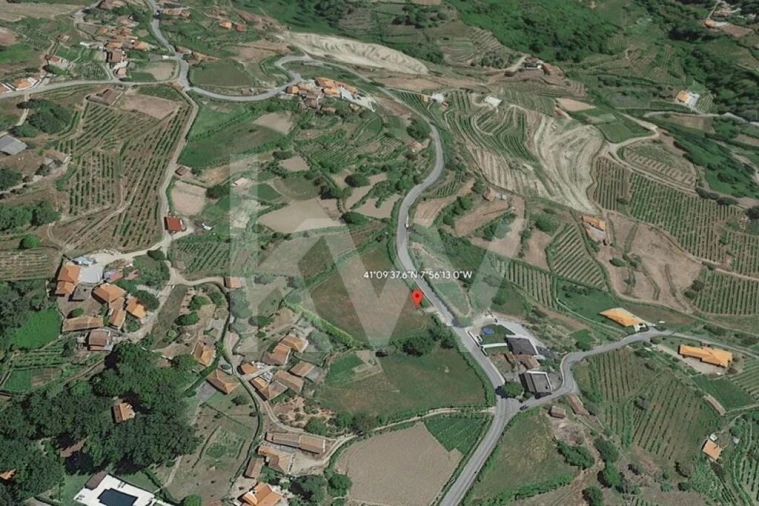 Terreno para Venda em Gestaço Foto 8