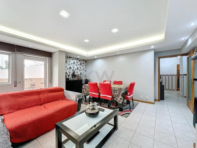 Apartamento T3 para Venda em Nogueira da Regedoura Foto 13