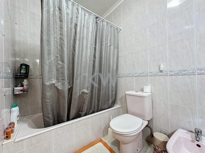 Apartamento T3 para Venda em Nogueira da Regedoura Foto 32