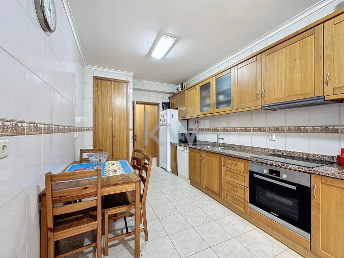 Apartamento T3 para Venda em Nogueira da Regedoura Foto 19