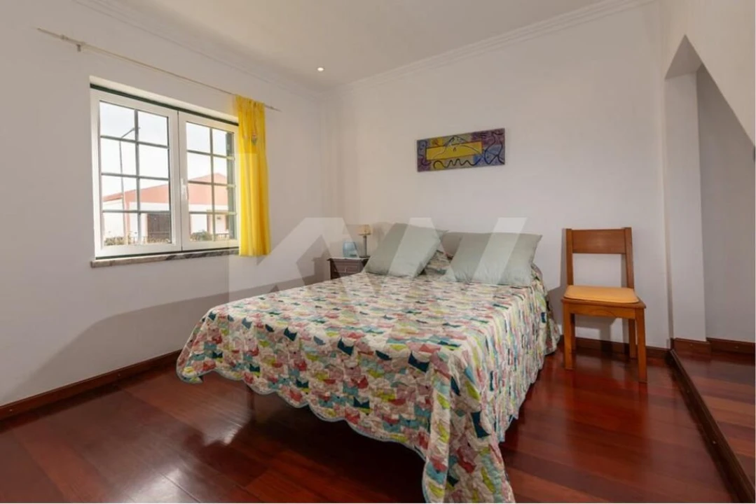 Moradia T5 para Venda em Santa Cruz das Flores Foto 12