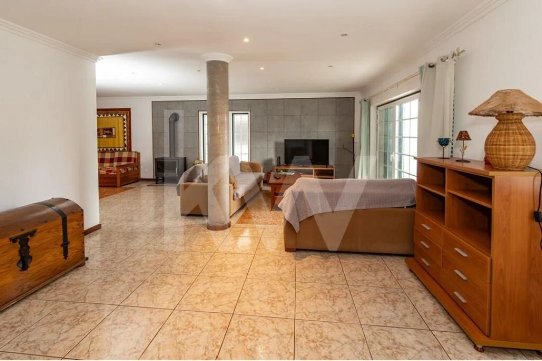 Moradia T5 para Venda em Santa Cruz das Flores Foto 4