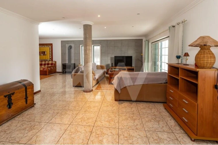 Moradia T5 para Venda em Santa Cruz das Flores Foto 4