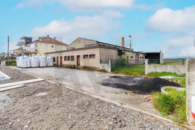 Armazém para Venda em To Foto 8