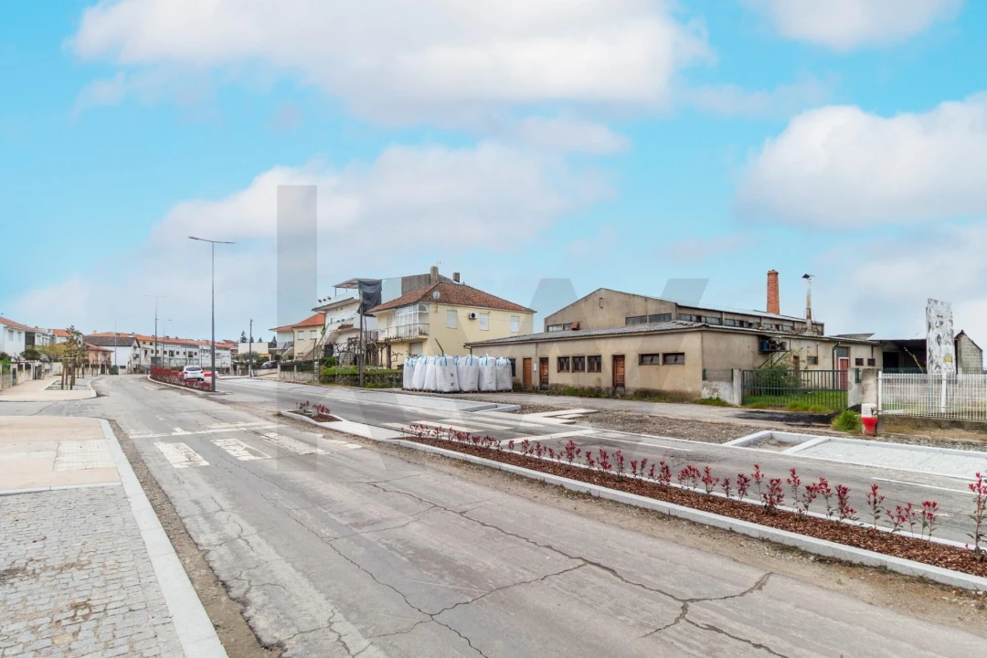 Armazém para Venda em To Foto 11