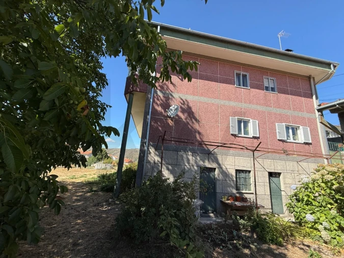 Moradia T5 para Venda em Jarmelo São Miguel Foto 3