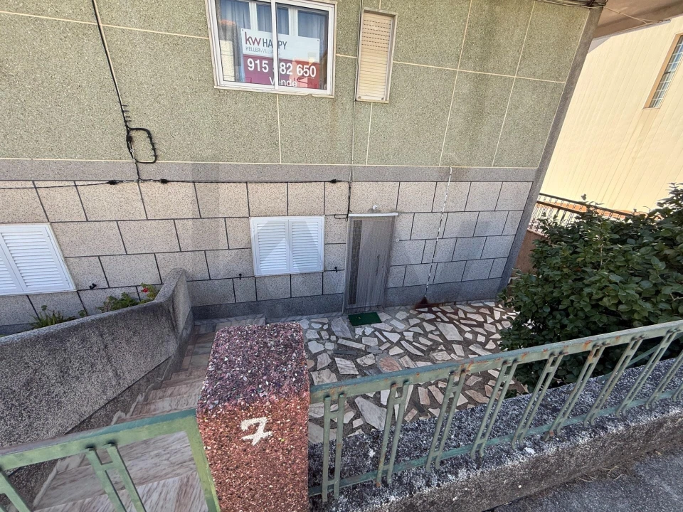 Moradia T5 para Venda em Jarmelo São Miguel Foto 7