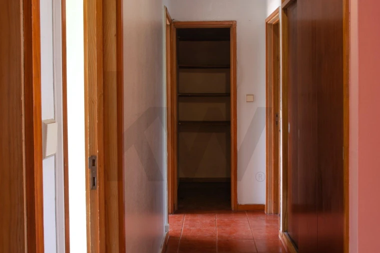 Apartamento T4 para Venda em Pena, Quintã e Vila Cova Foto 13