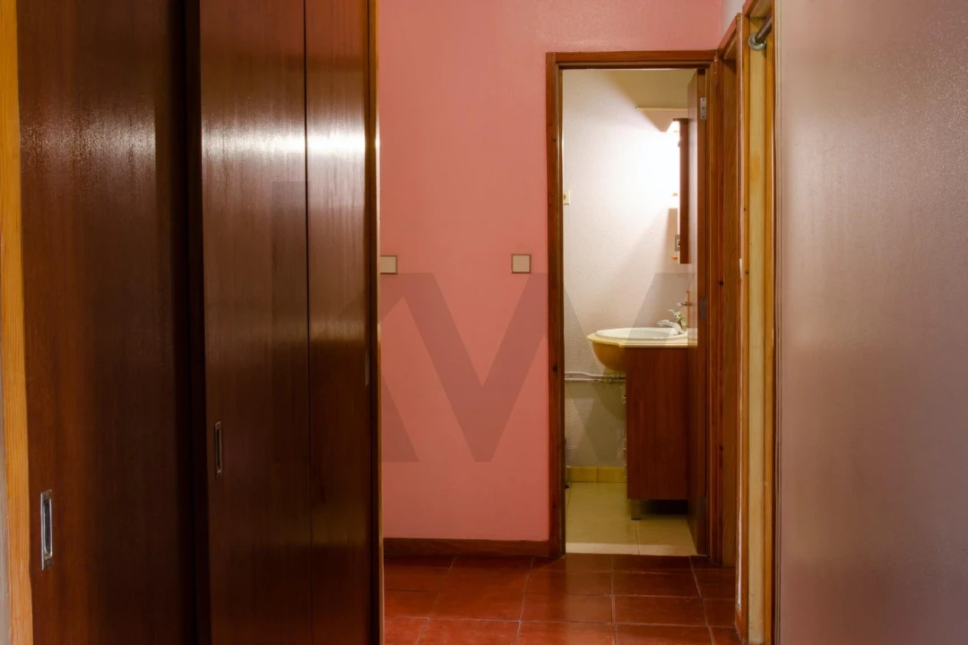 Apartamento T4 para Venda em Pena, Quintã e Vila Cova Foto 9