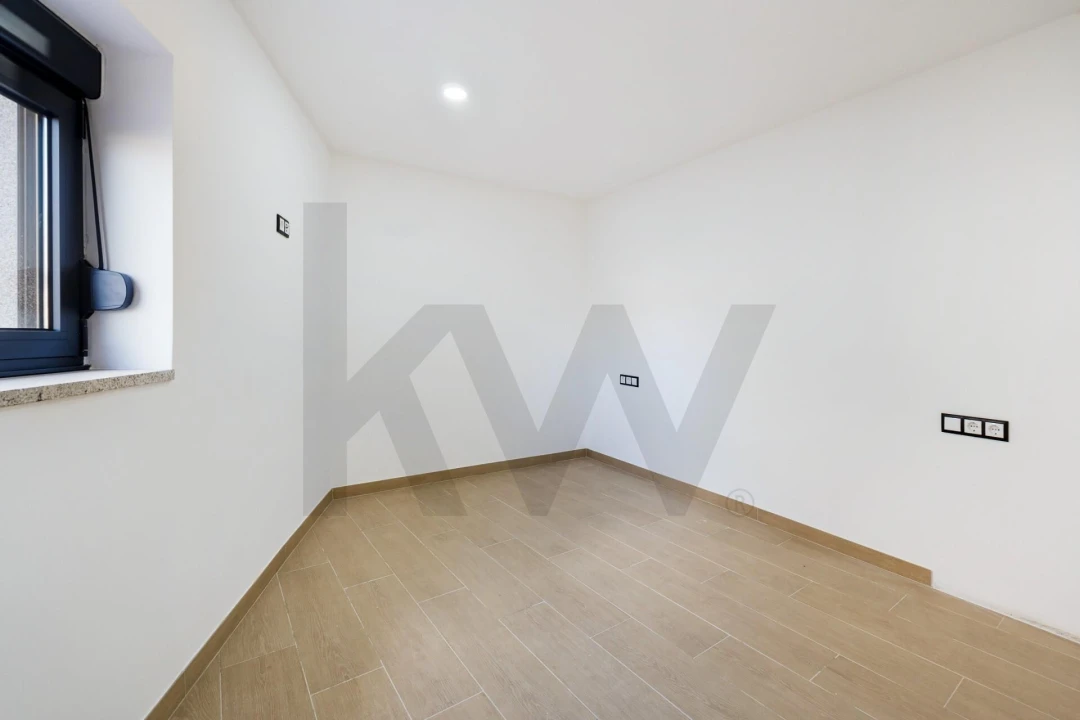 Moradia T2 para Venda em Moimenta Foto 10