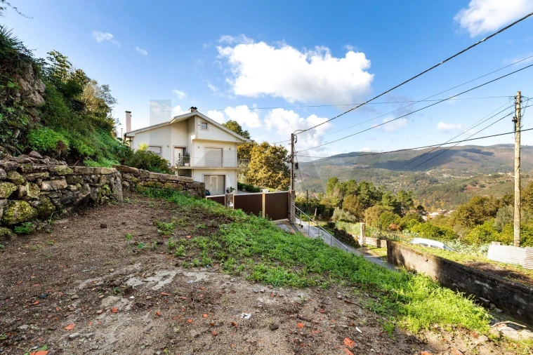 Moradia T2 para Venda em Moimenta Foto 30