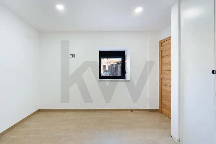 Moradia T2 para Venda em Moimenta Foto 14