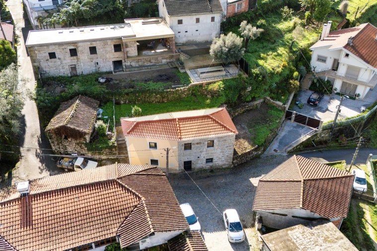 Moradia T2 para Venda em Moimenta Foto 32