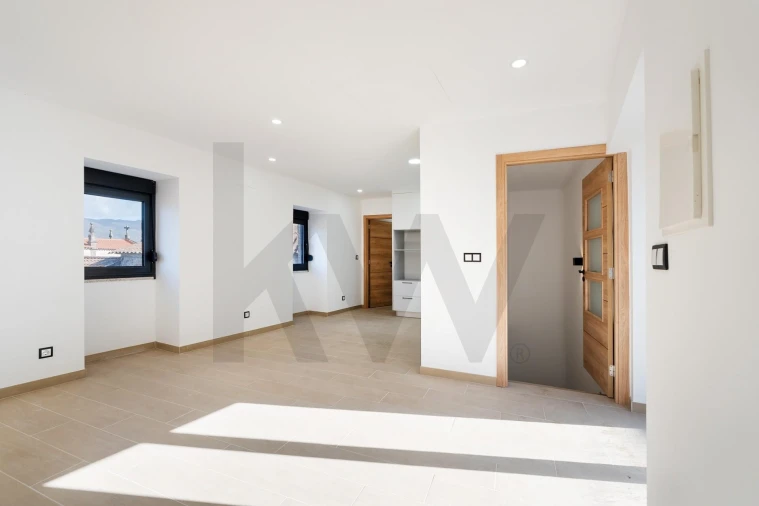 Moradia T2 para Venda em Moimenta Foto 4