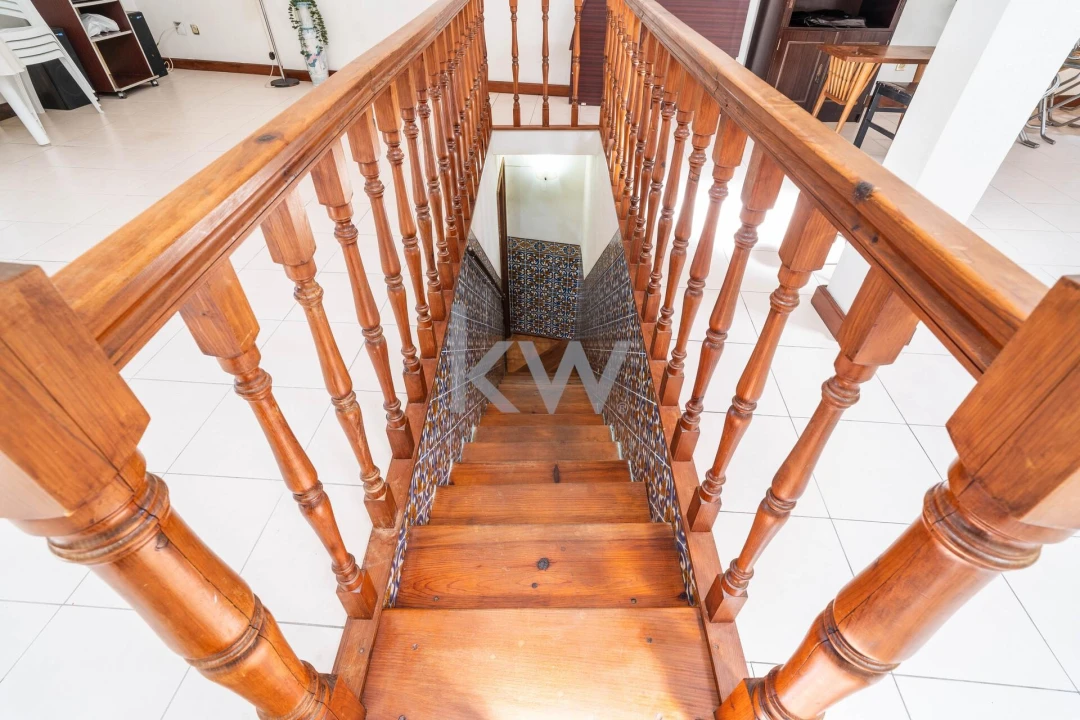 Moradia T4 para Venda em Vila Nova Foto 10