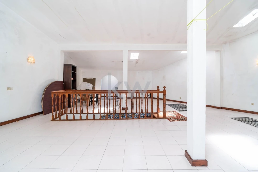 Moradia T4 para Venda em Vila Nova Foto 13