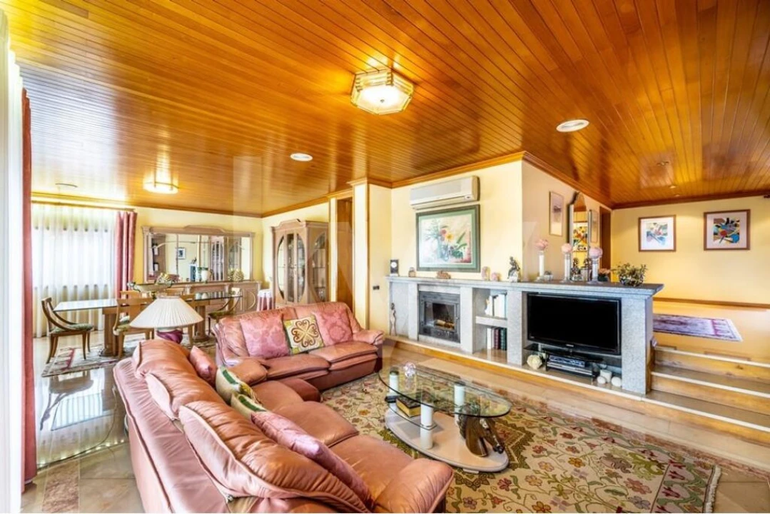 Moradia T6 para Venda em Nogueira do Cravo e Pindelo Foto 30