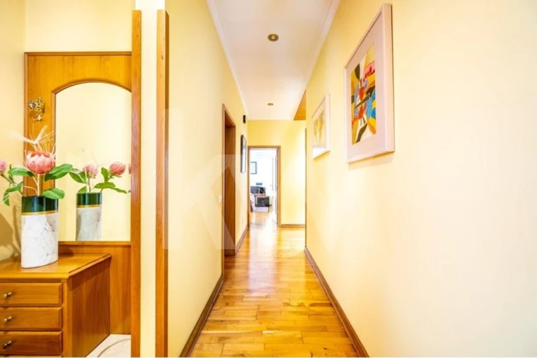 Moradia T6 para Venda em Nogueira do Cravo e Pindelo Foto 36