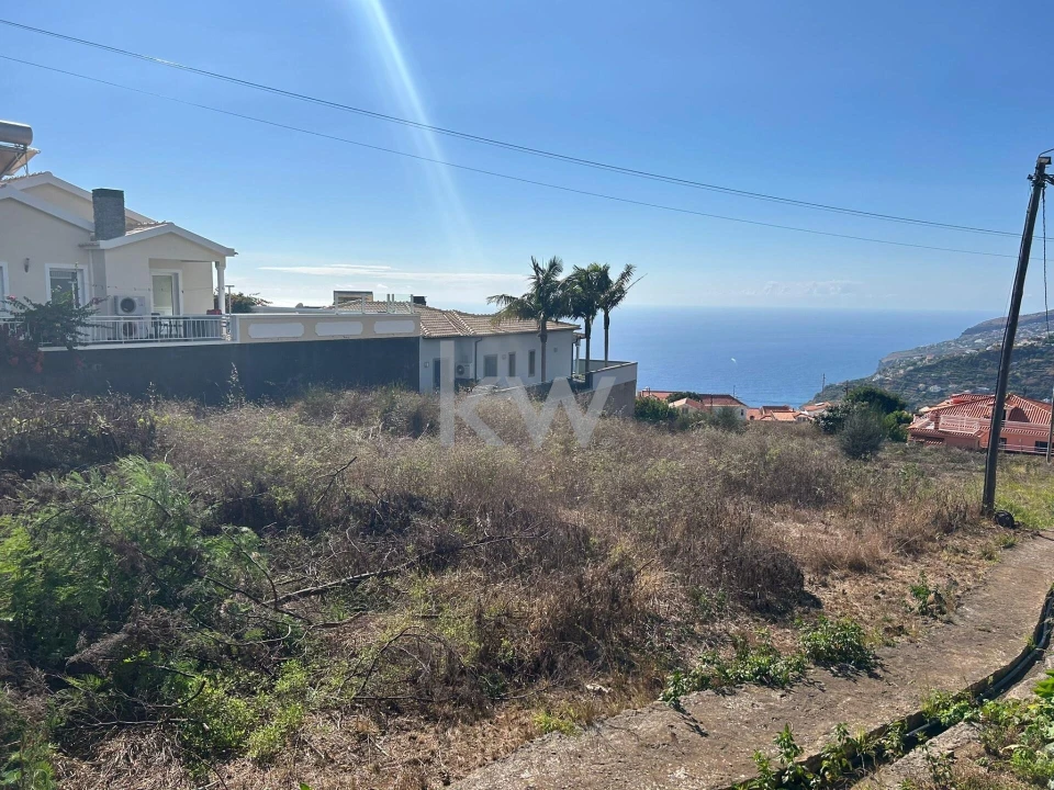 Terreno para Venda em Arco da Calheta Foto 7