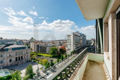 Apartamento T4 para Arrendamento em Avenidas Novas